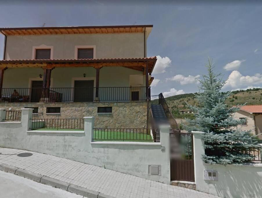 Vivienda De Uso Turistico En Entorno Maravilloso Huerta Del Rey Luaran gambar